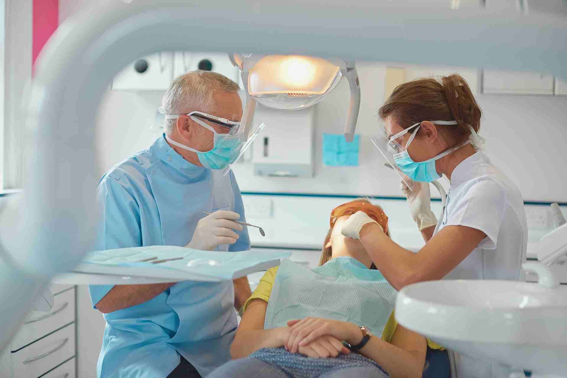 Dentist in Powell, TN